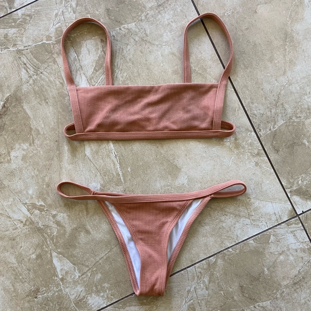 Rectangle ribbed bikini set